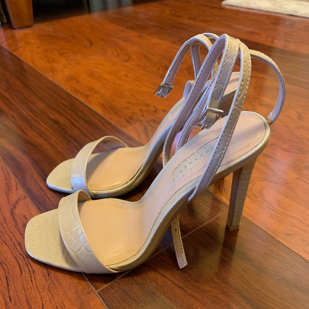Topshop Nude/Beige Heels